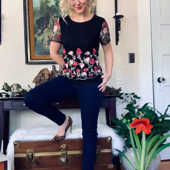 $5 Bundled W/ Any Item, Any Price — Send Offer - Picture 2 of 4